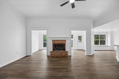 1031 Park Place Boulevard Midlothian TX 76065