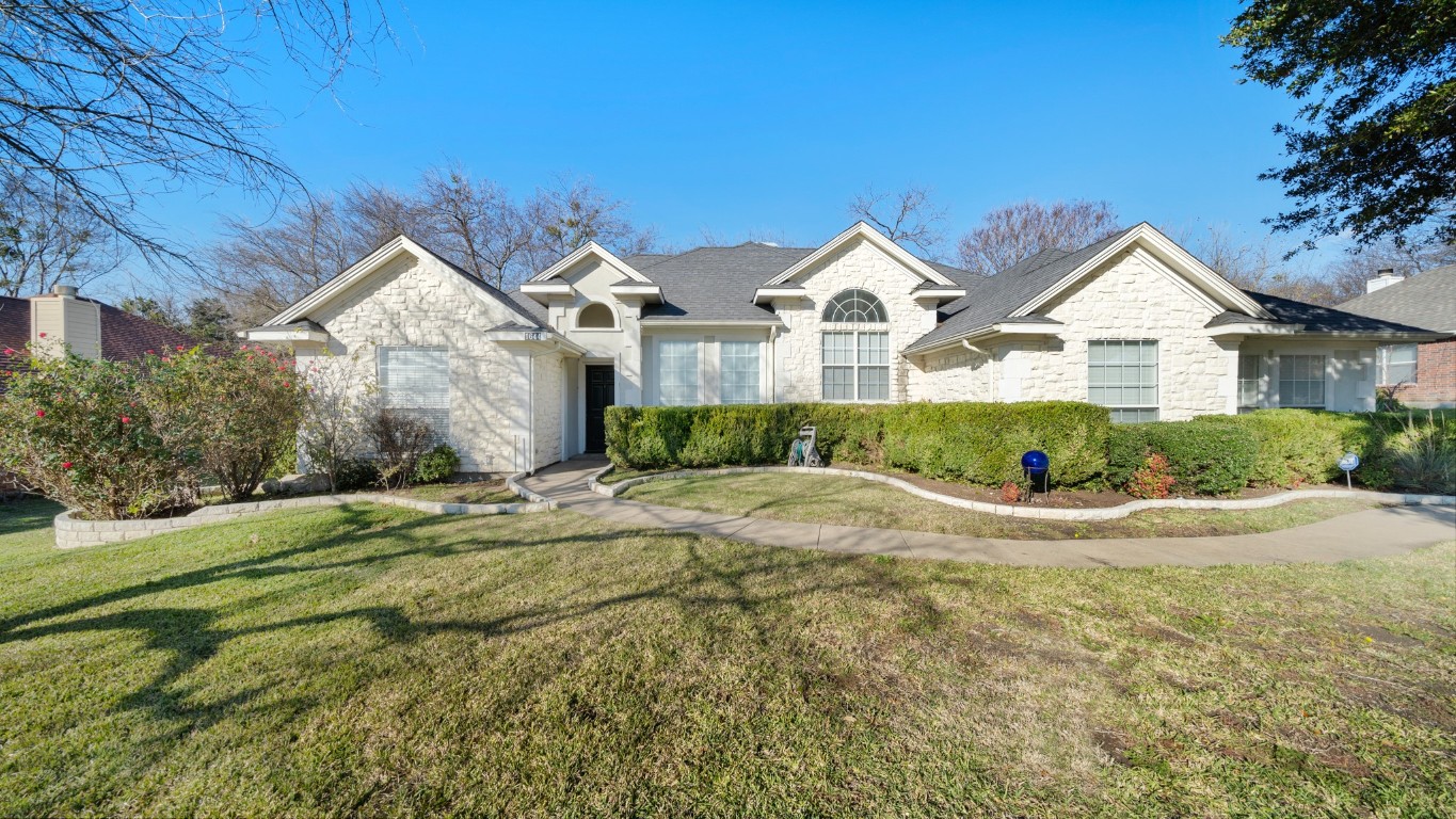 1644 Nottingham Drive Kaufman TX 75142