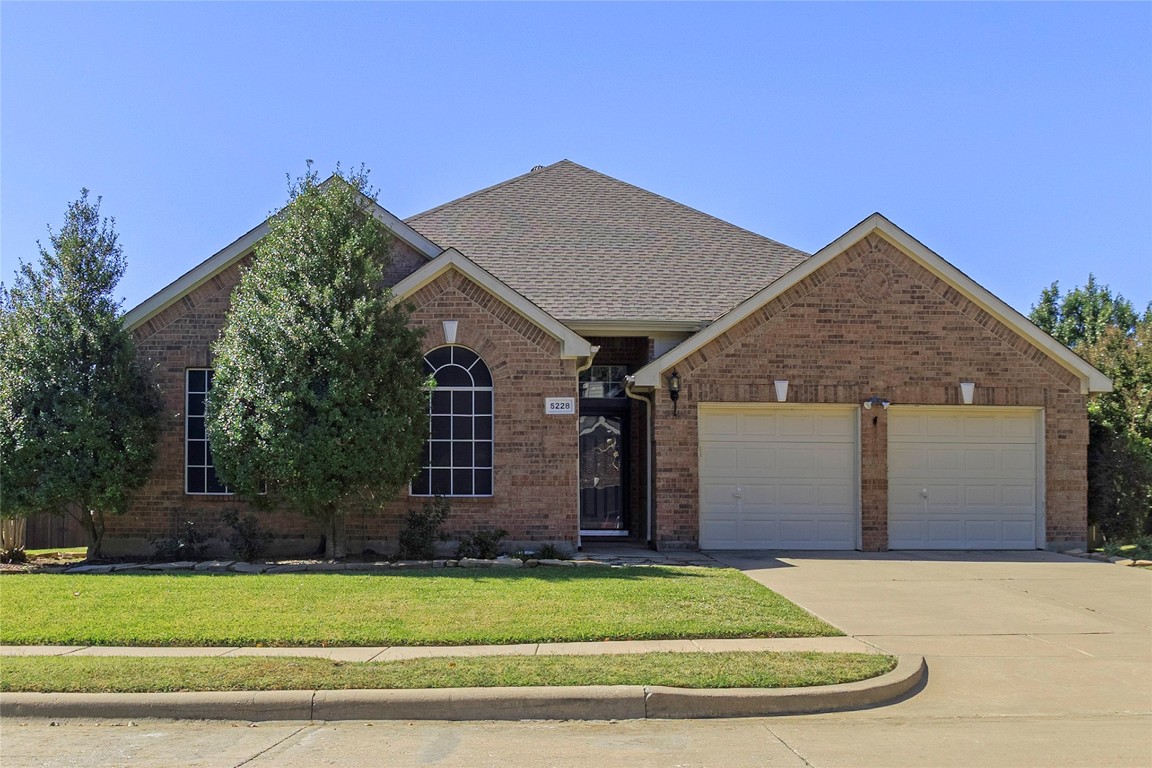5228 Dove Creek Drive Fort Worth TX 76244