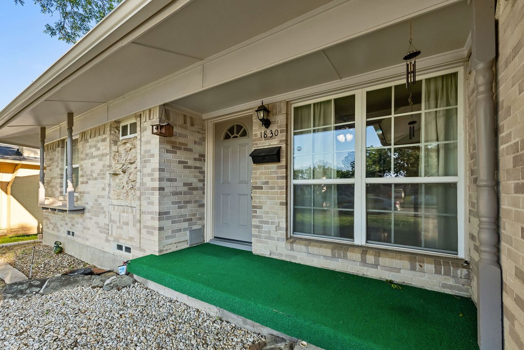 1830 Pleasant Run Road Carrollton TX 75006