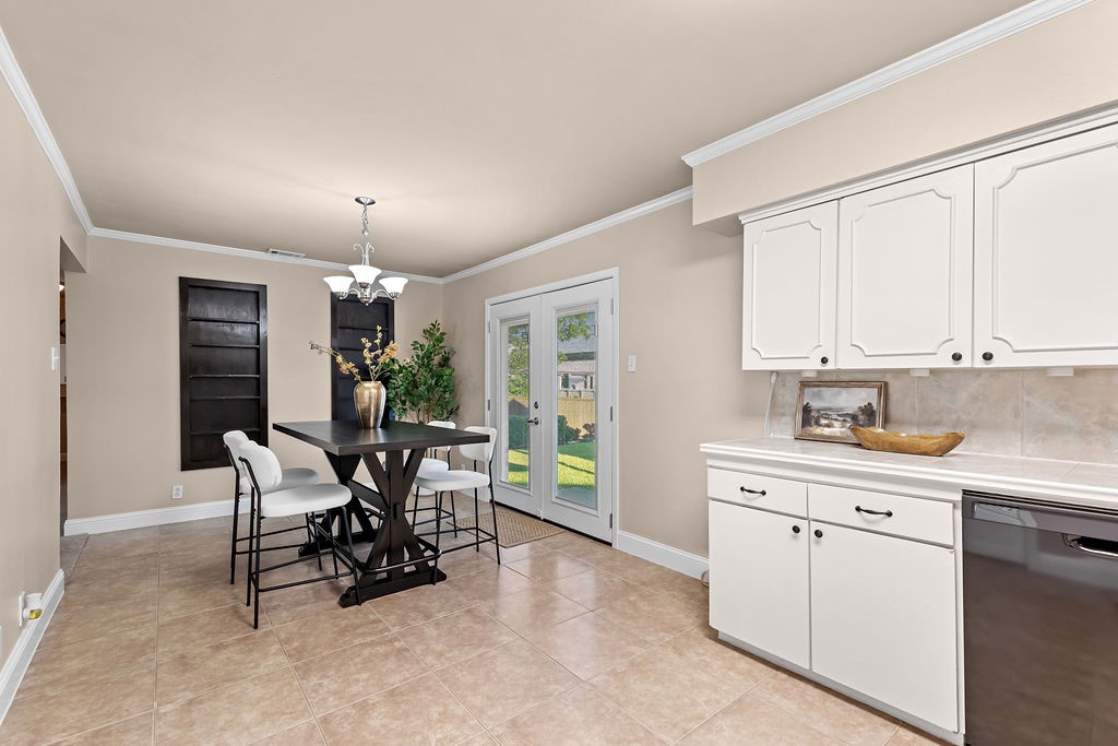 1830 Pleasant Run Road Carrollton TX 75006