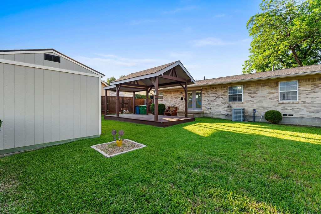1830 Pleasant Run Road Carrollton TX 75006