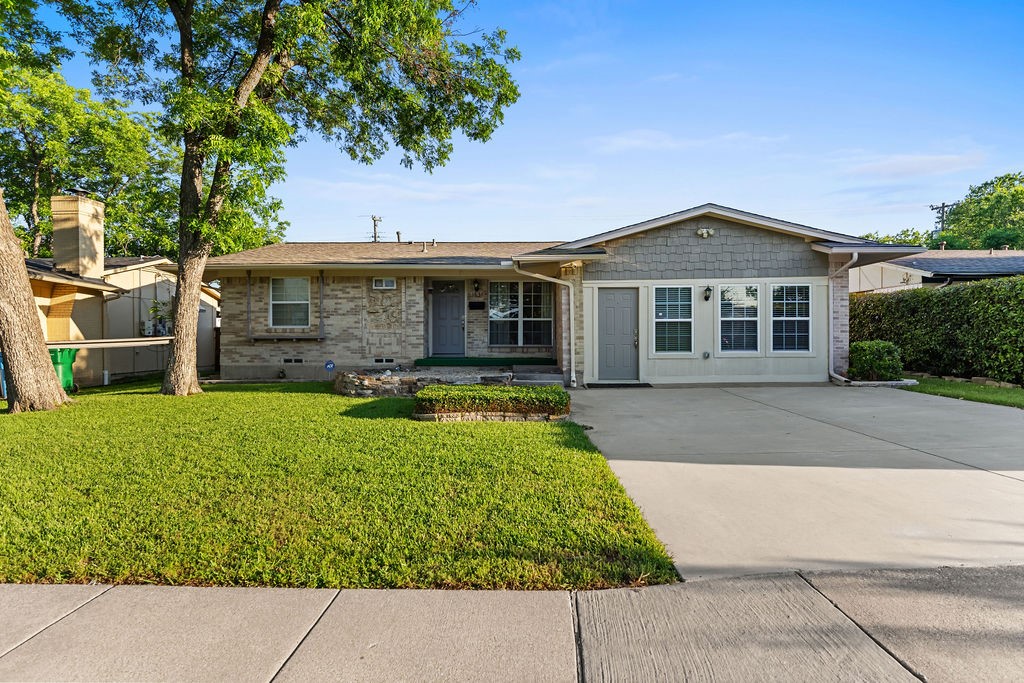 1830 Pleasant Run Road Carrollton TX 75006