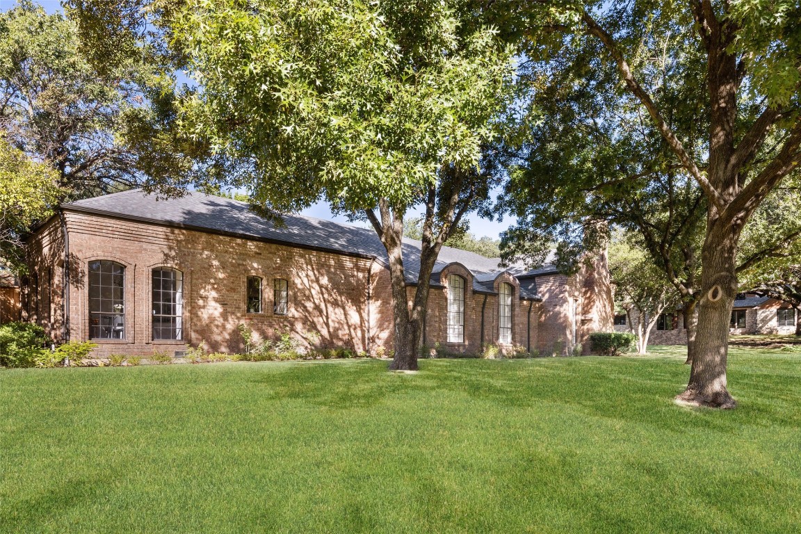 13429 Hughes Lane Dallas TX 75240