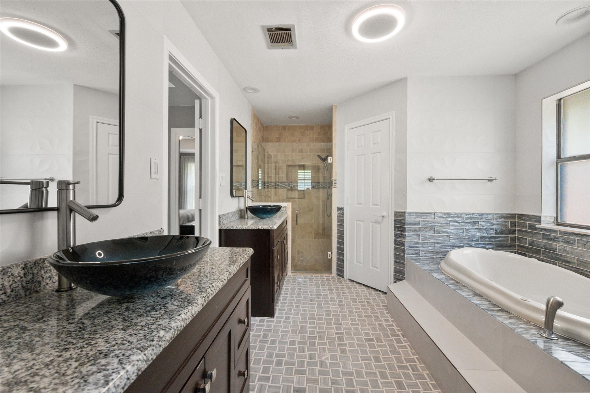 2037 Lazy Lane Keller TX 76262