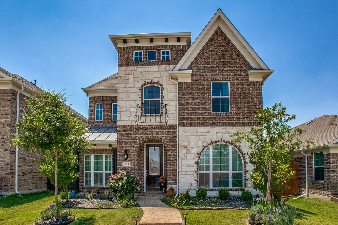 369 Twin Creeks Drive Garland TX 75040