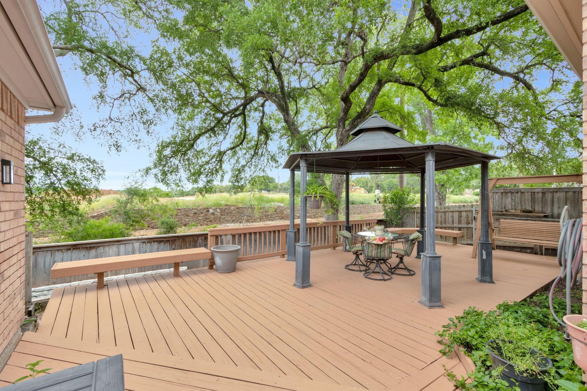 8525 Castle Creek Road North Richland Hills TX 76182