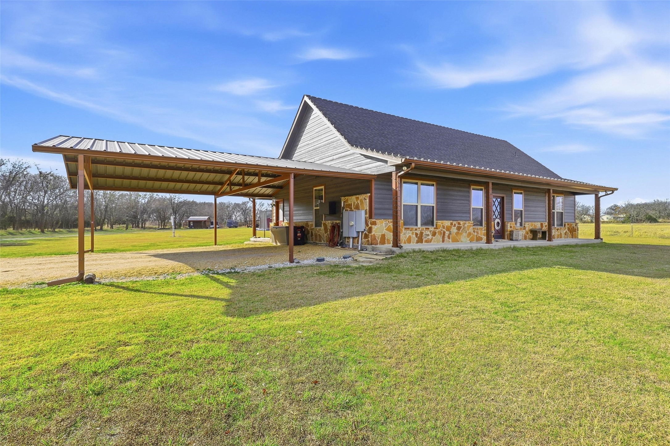 689 Stafford Road Italy TX 76651