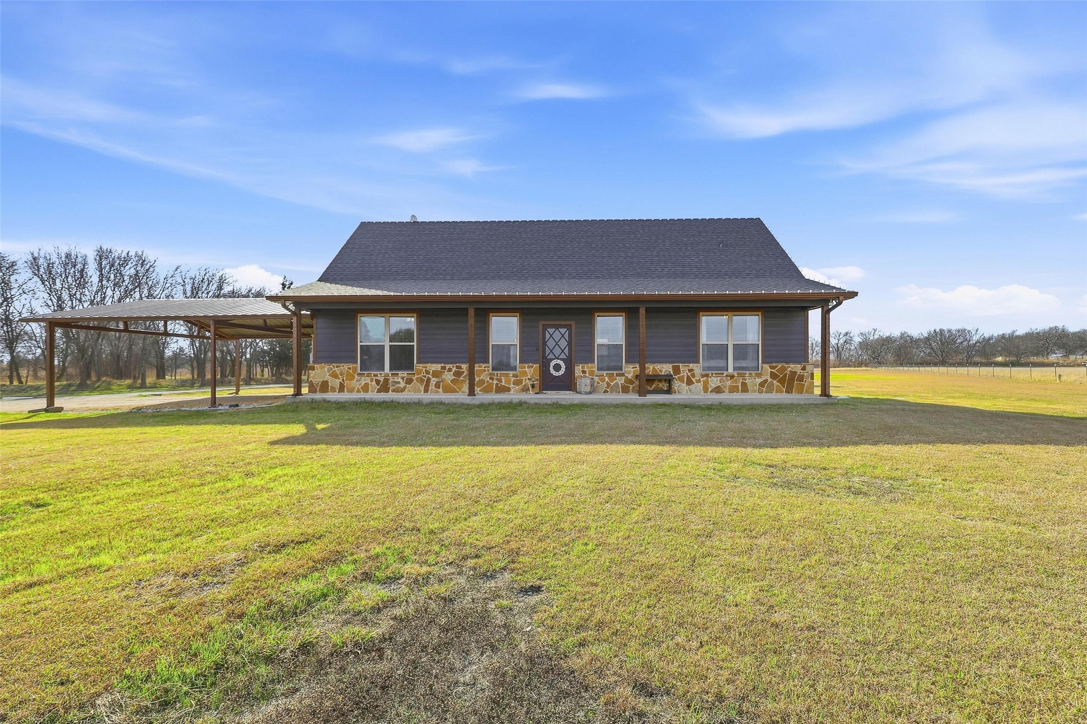 689 Stafford Road Italy TX 76651