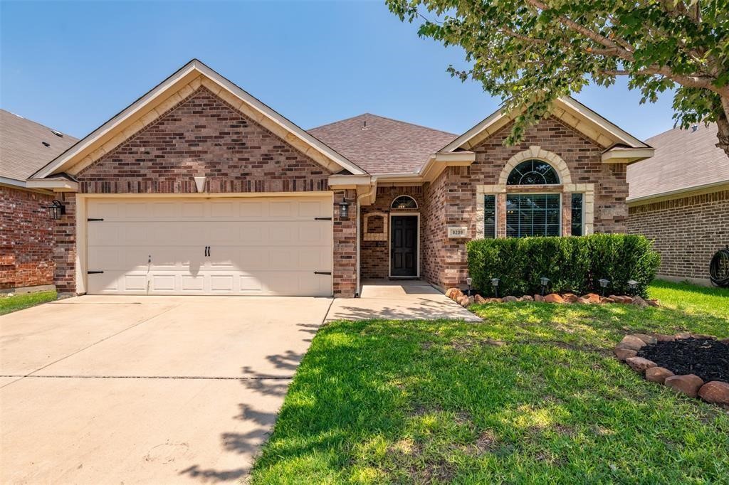 8209 Trinity Vista Trail Fort Worth TX 76053