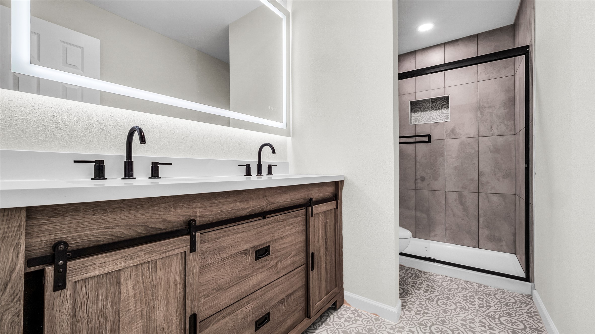 6701 Beth Court Garland TX 75044