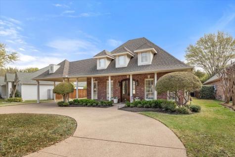 2717 Riverwood Trail Fort Worth TX 76109