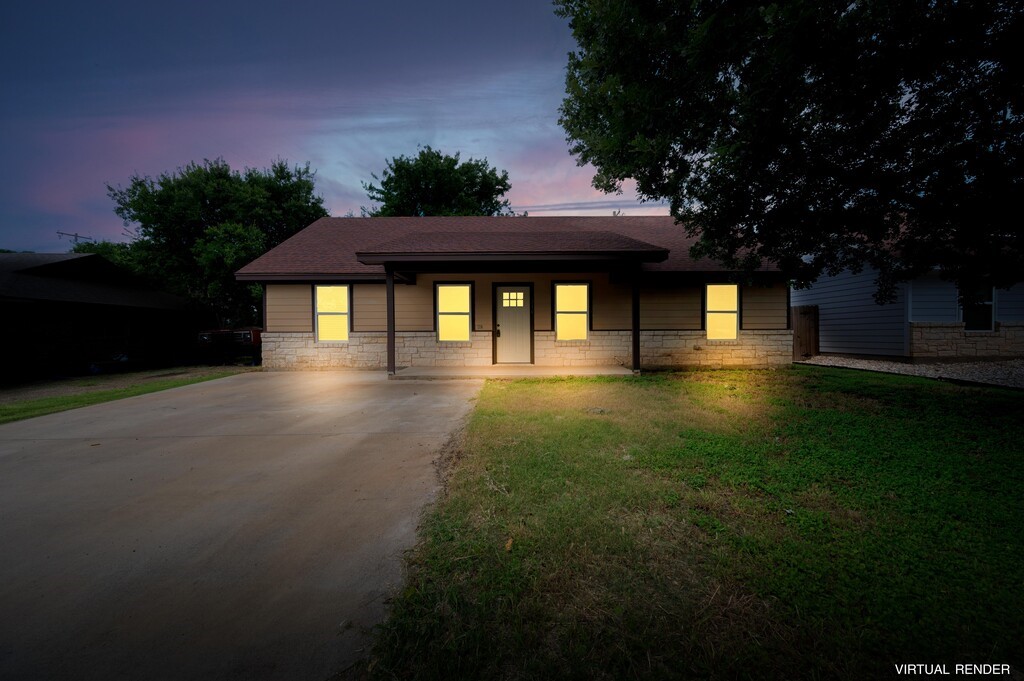 210 N Harrison Street Mcgregor TX 76657