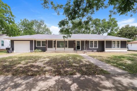 206 Moon Street Cleburne TX 76033