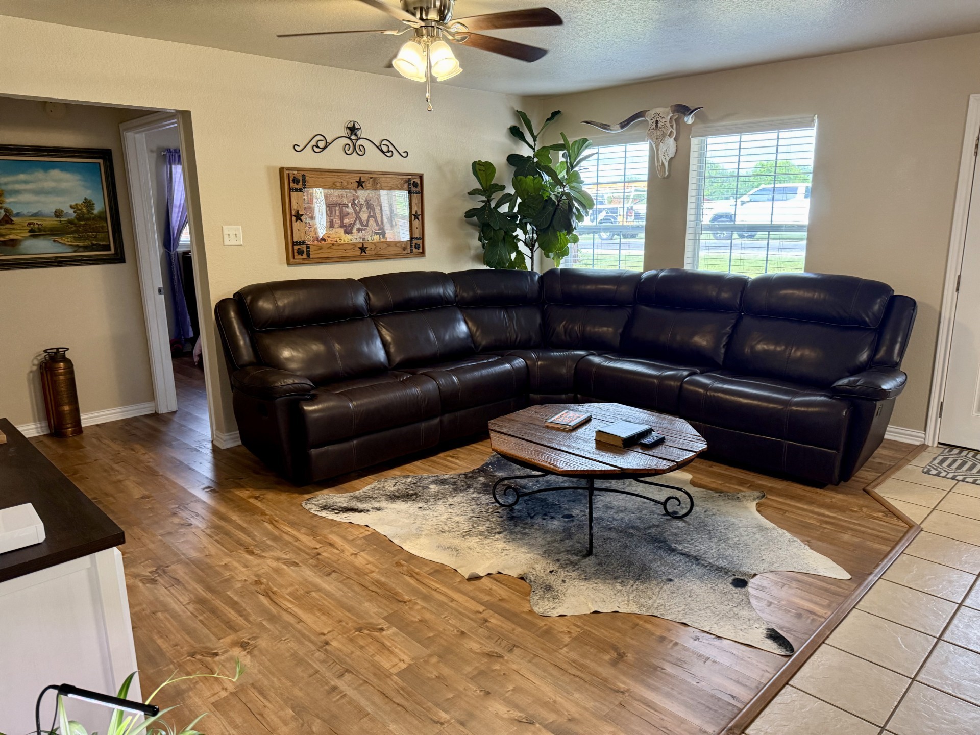 606 S Hubbard Street Alvord TX 76225