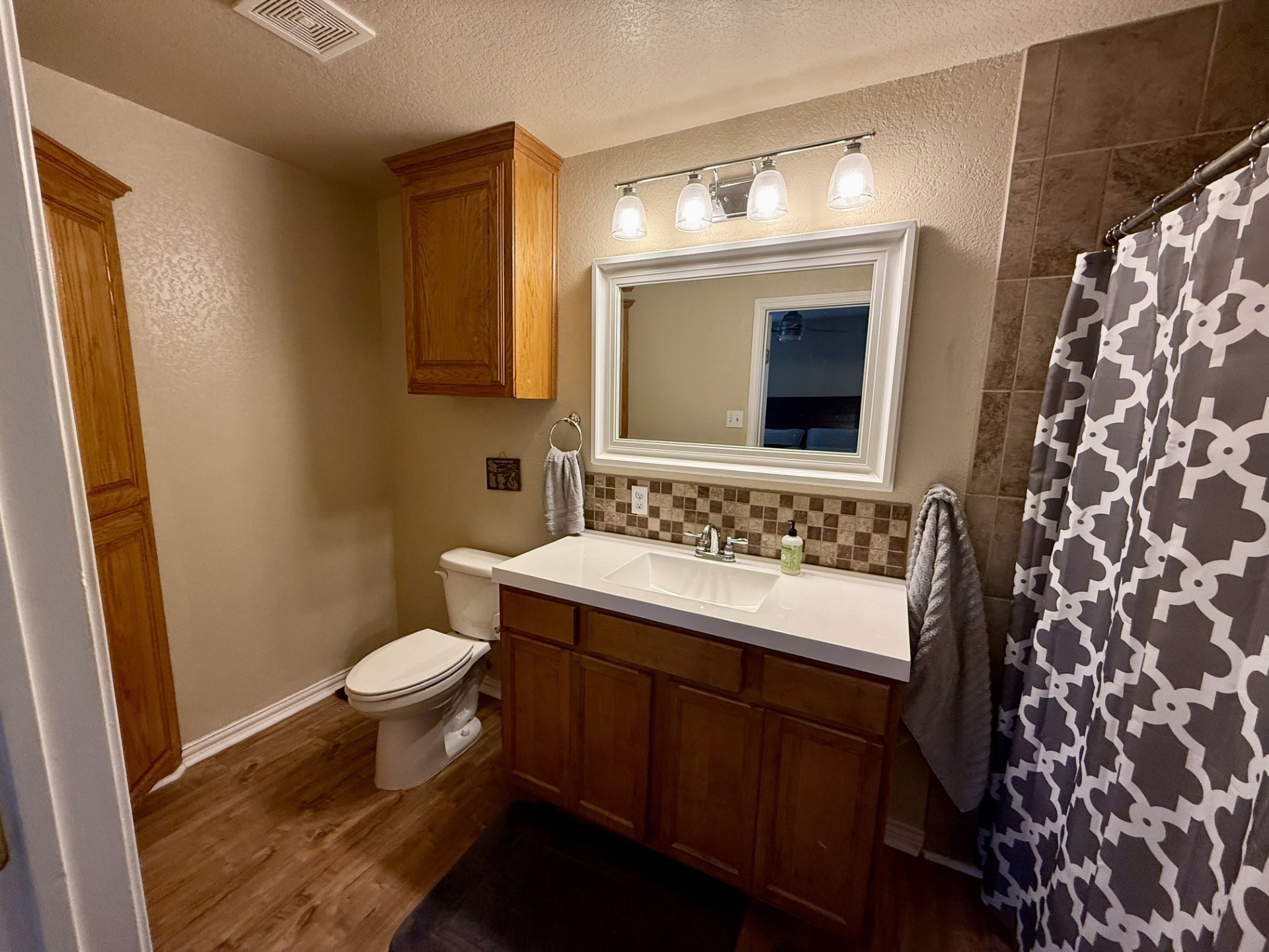 606 S Hubbard Street Alvord TX 76225