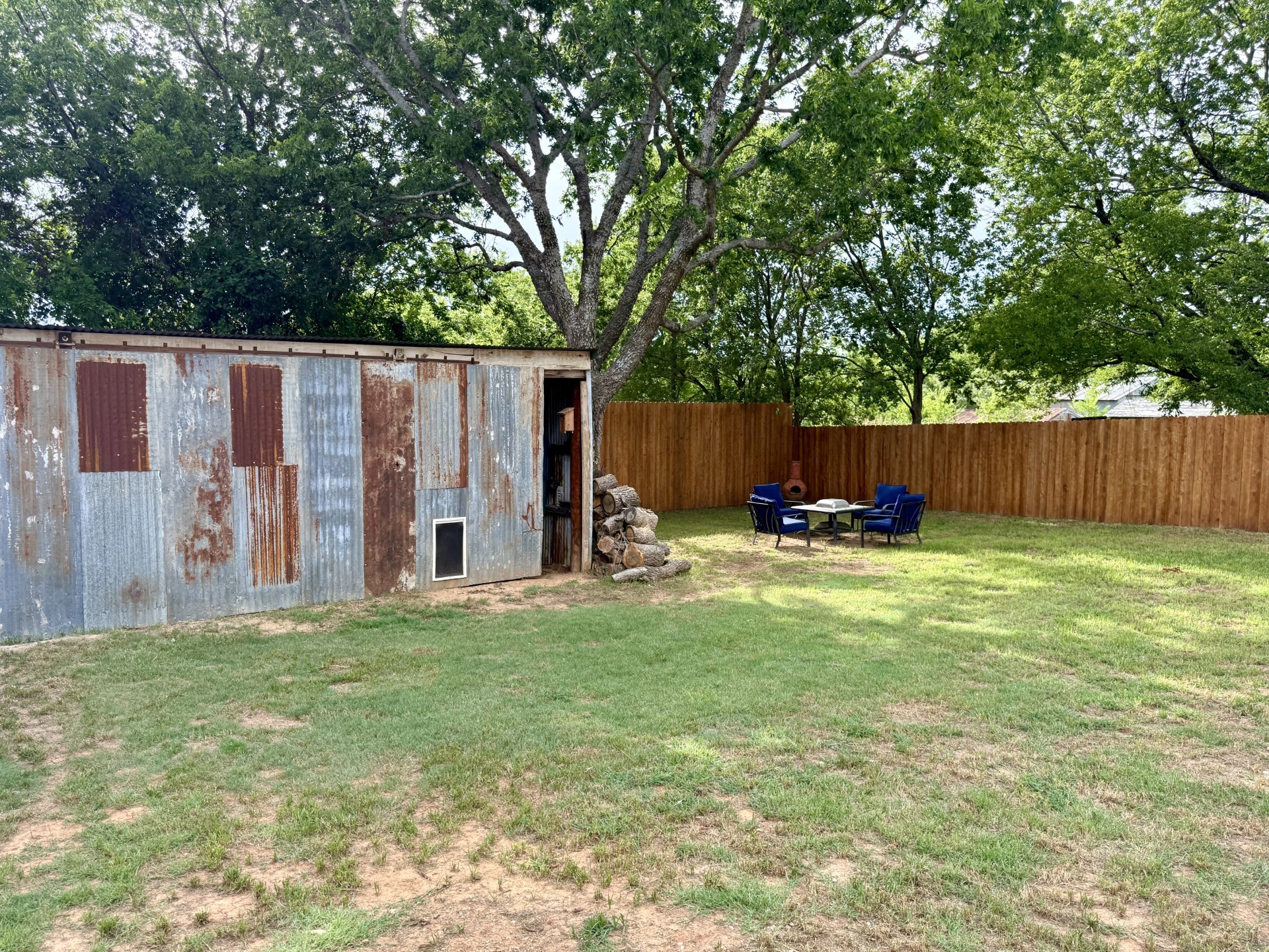 606 S Hubbard Street Alvord TX 76225