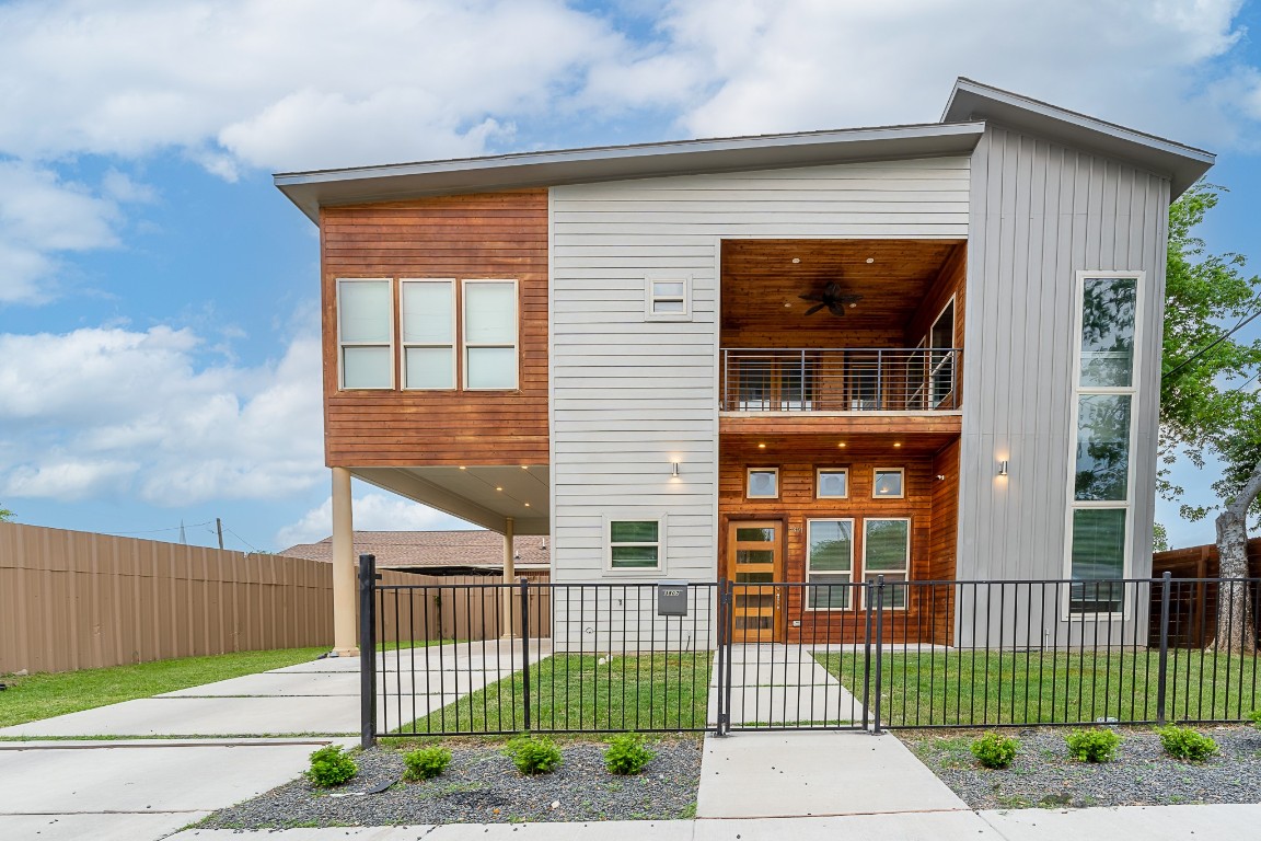3807 Vilbig Road Dallas TX 75212