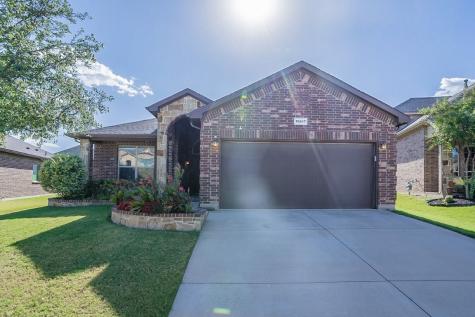 10417 Misty Redwood Trail Fort Worth TX 76177