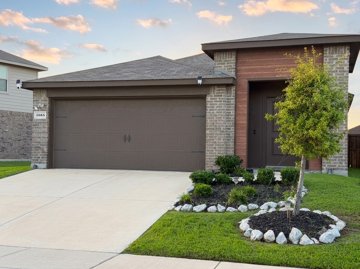 1085 Old Oaks Drive Forney TX 75126
