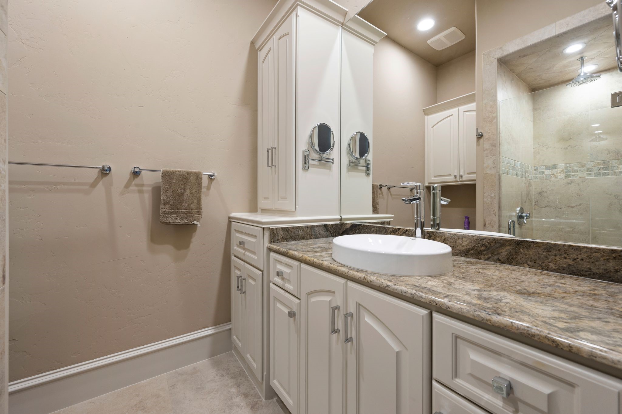 5581 Nancy Circle Chandler TX 75758