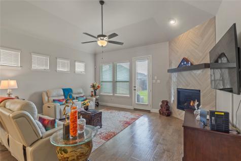 1304 Collett Sublett Road Kennedale TX 76060