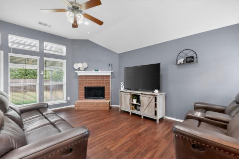 502 Judy Lane Seagoville TX 75159