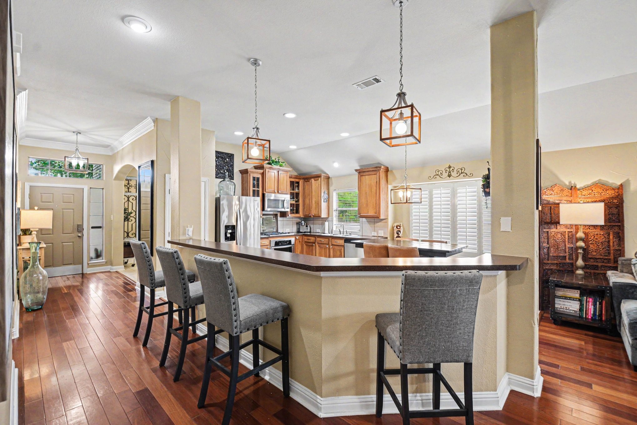 2759 Waterway Drive Grand Prairie TX 75054