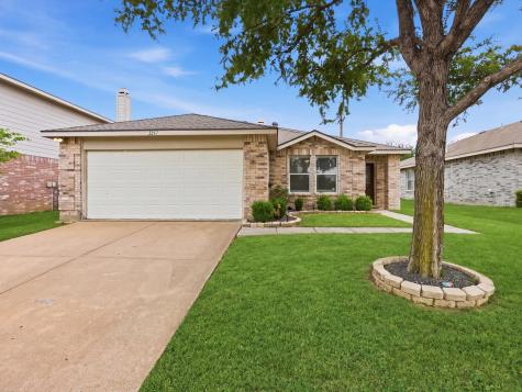 2261 White Pine Drive Little Elm TX 75068