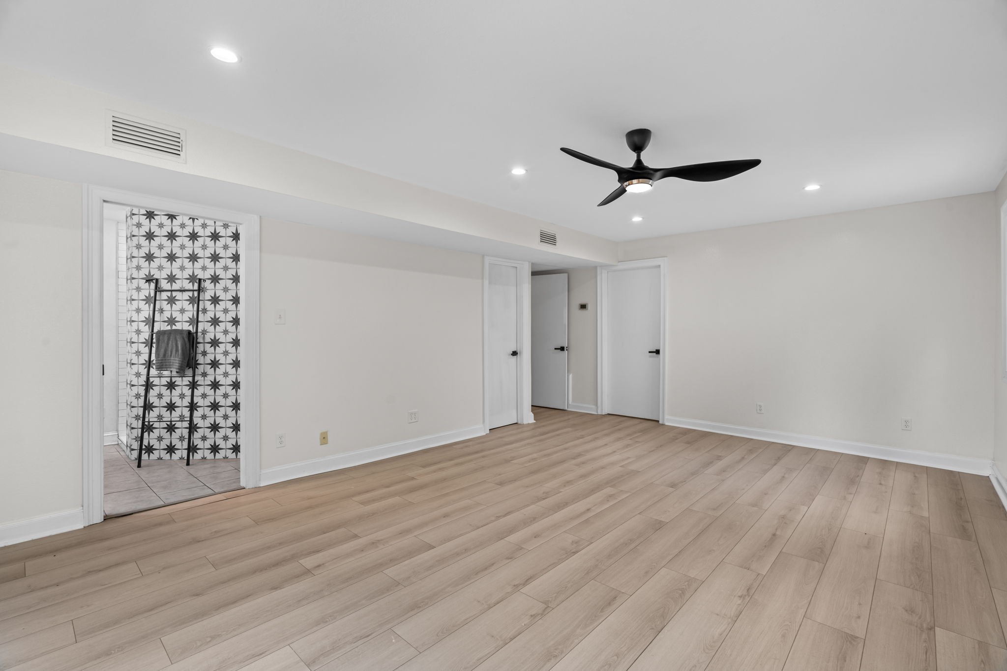 2404 Westwood Drive Arlington TX 76012