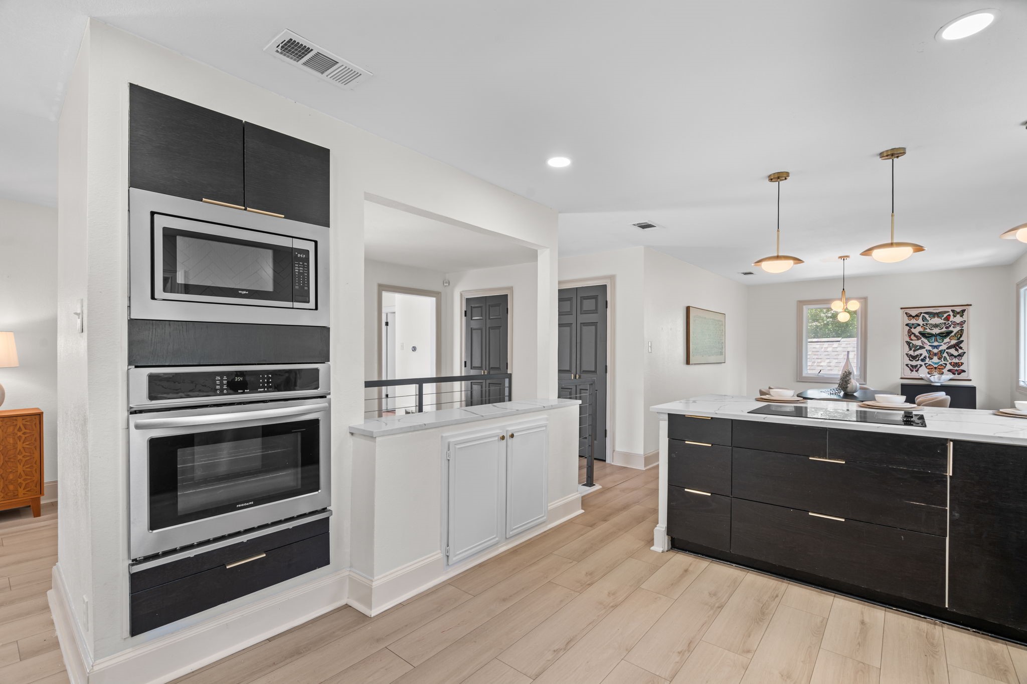 2404 Westwood Drive Arlington TX 76012