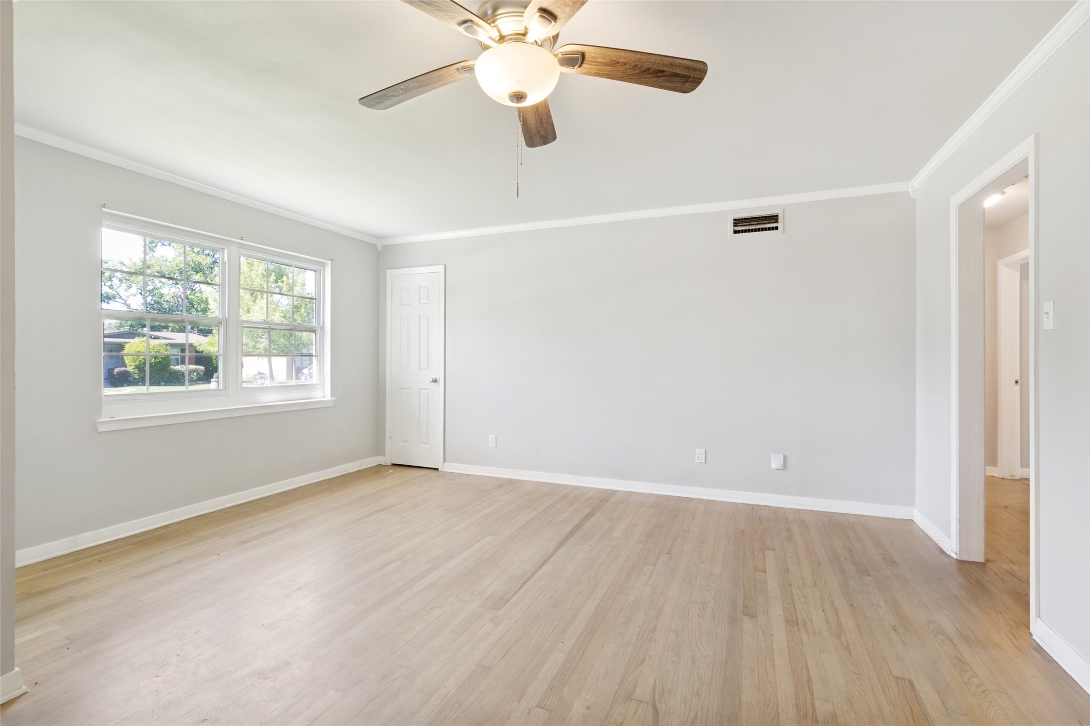 10932 Dunaway Drive Dallas TX 75228