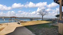 1004 W Lake Drive Weatherford TX 76087