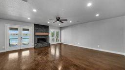 1004 W Lake Drive Weatherford TX 76087