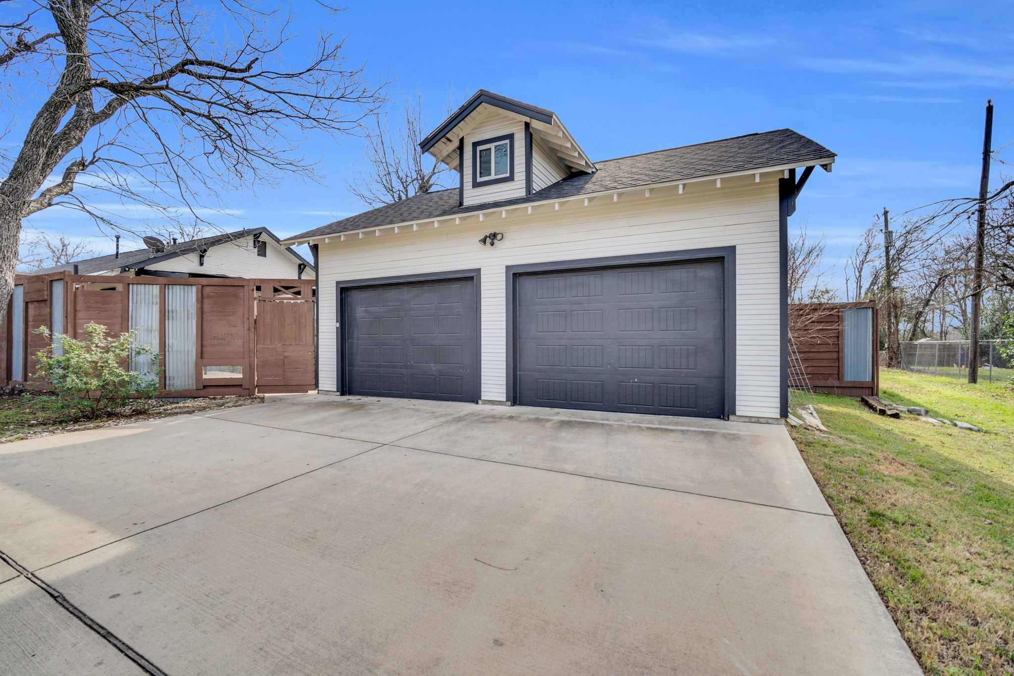 119 W University Avenue Waxahachie TX 75165