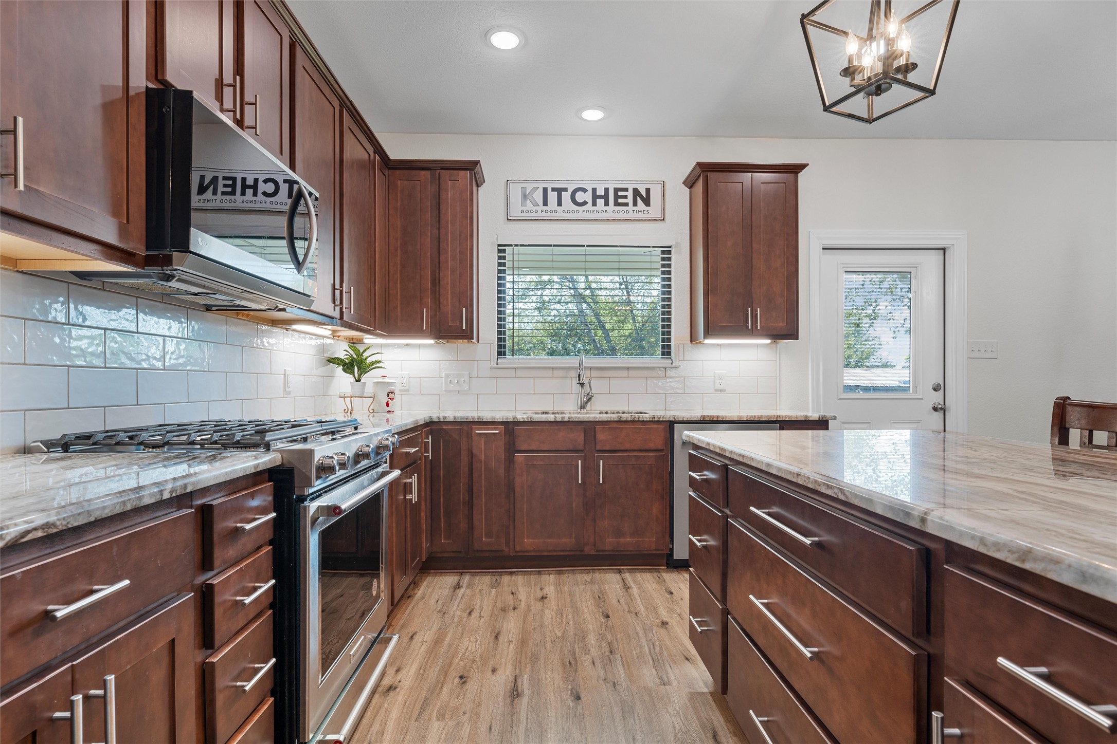 306 Eagle Drive Eddy TX 76524
