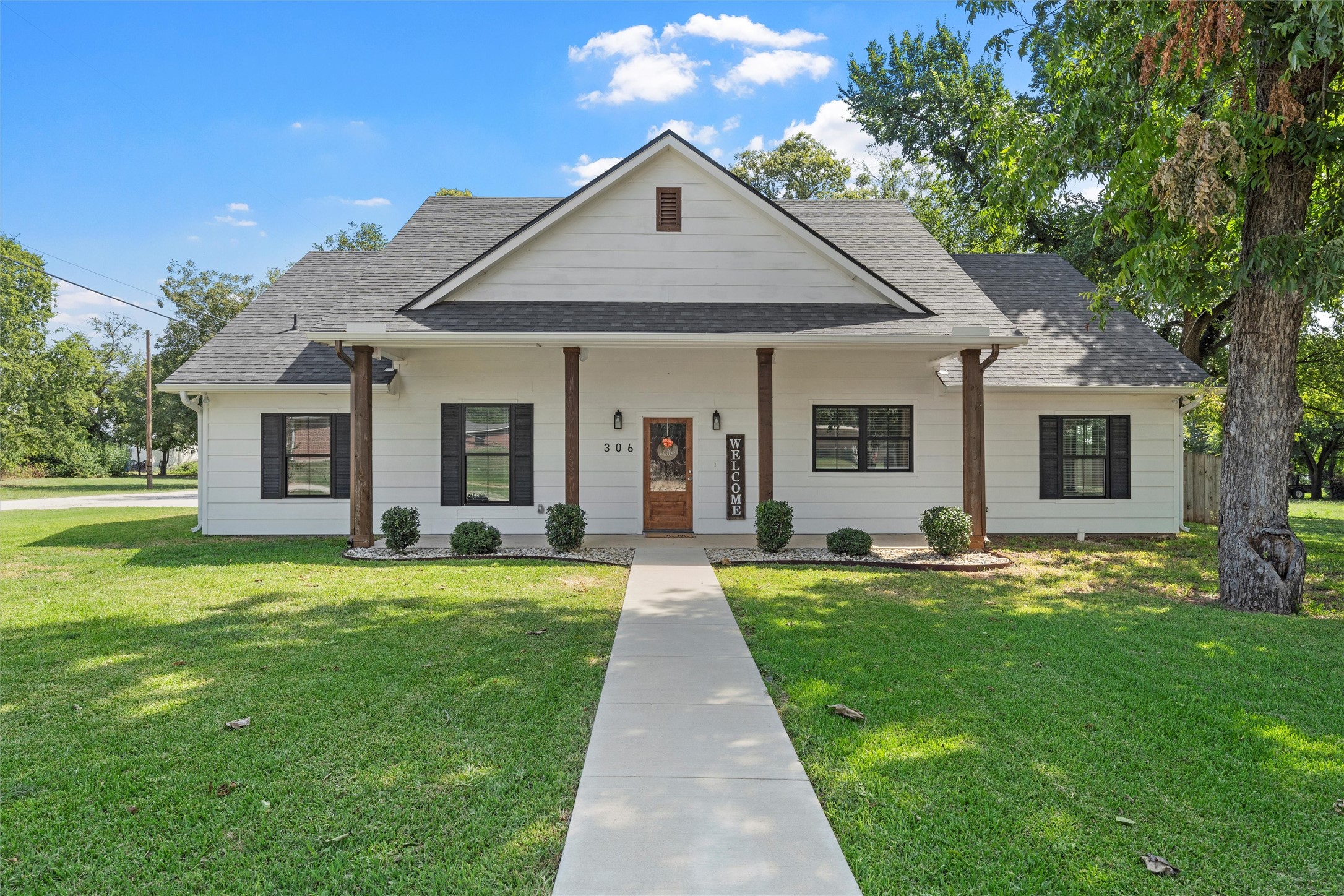 306 Eagle Drive Eddy TX 76524