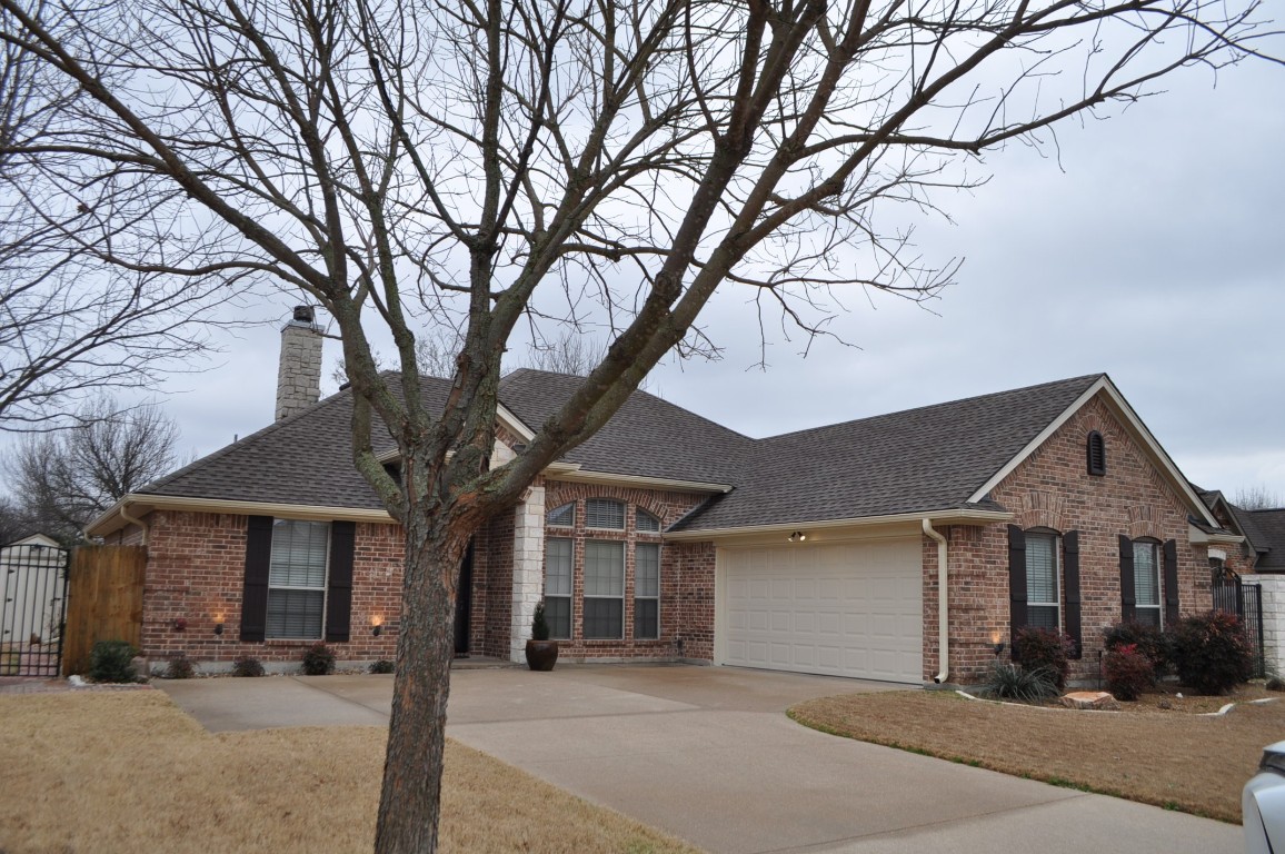 108 Manchester Drive Waxahachie TX 75165