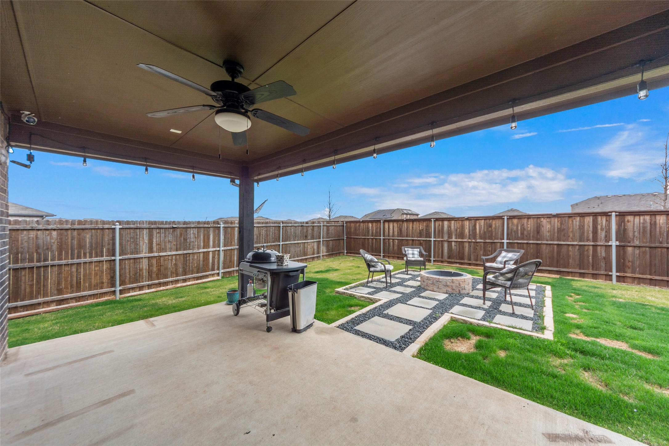 2512 Puma Street Crandall TX 75114