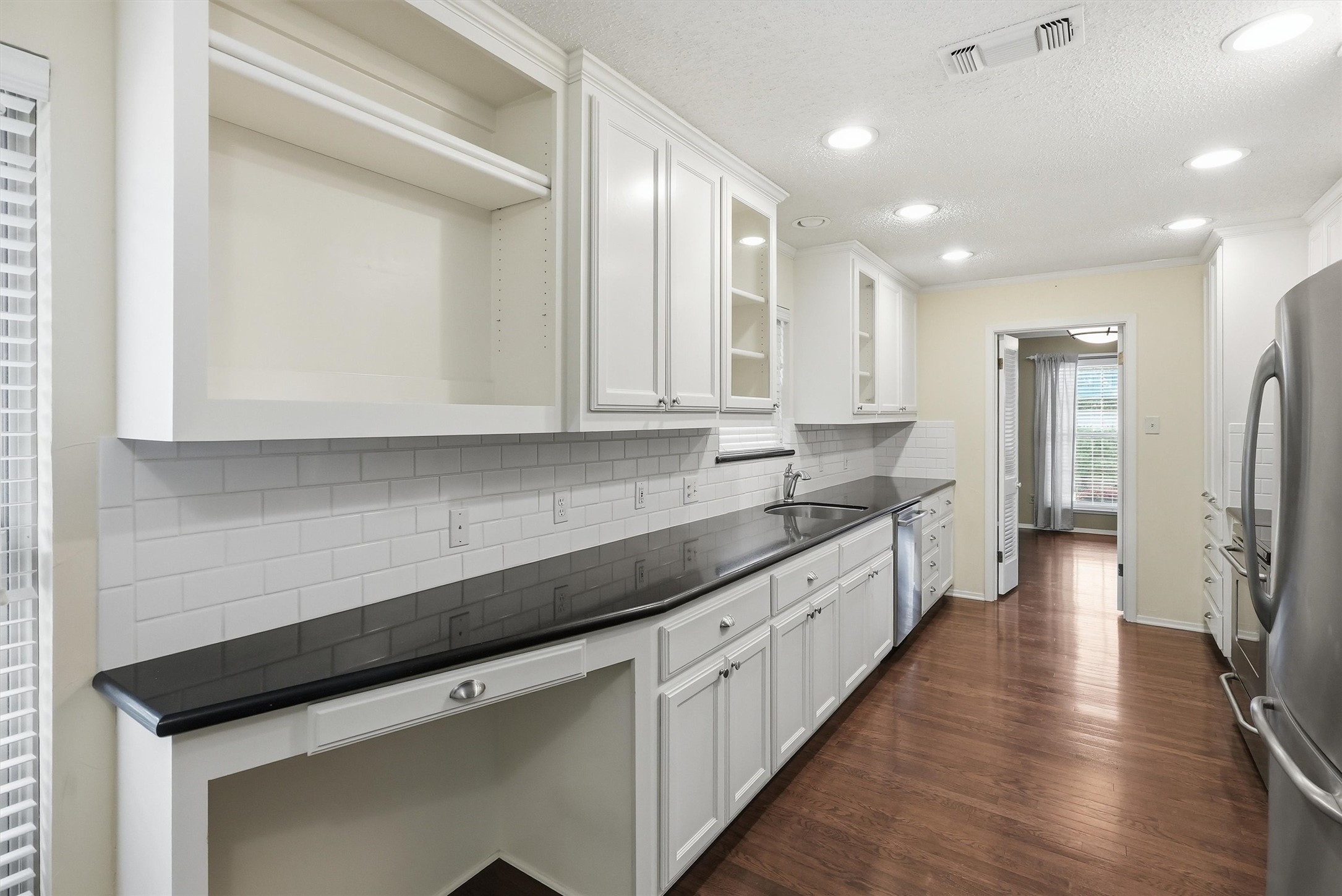 4455 Chedlea Avenue Fort Worth TX 76133