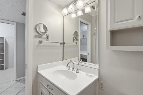 4455 Chedlea Avenue Fort Worth TX 76133