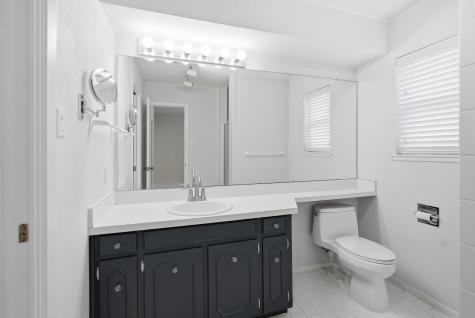 4455 Chedlea Avenue Fort Worth TX 76133