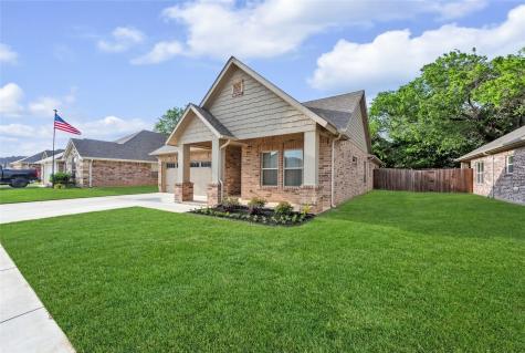 945 Sam Street Springtown TX 76082