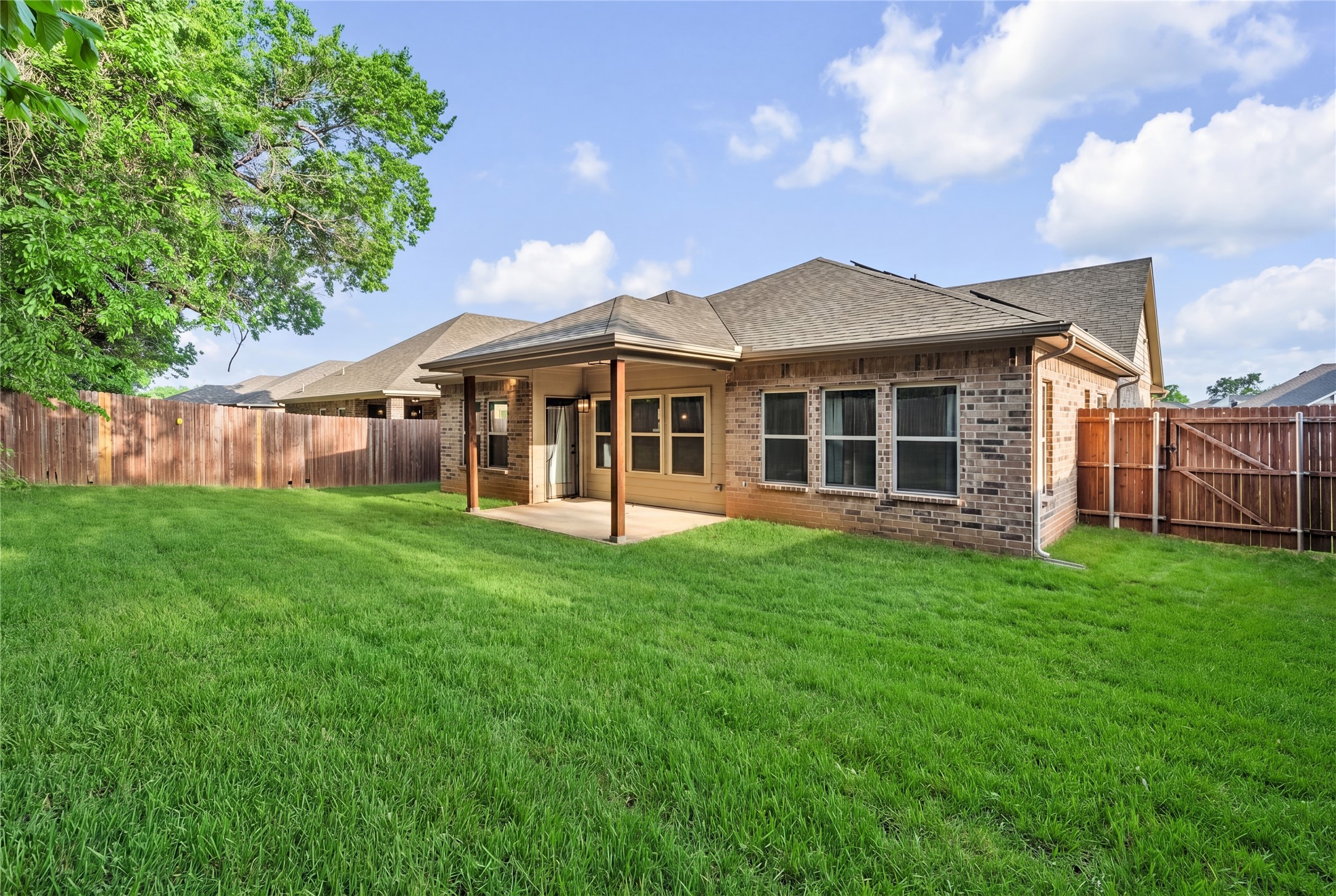 945 Sam Street Springtown TX 76082