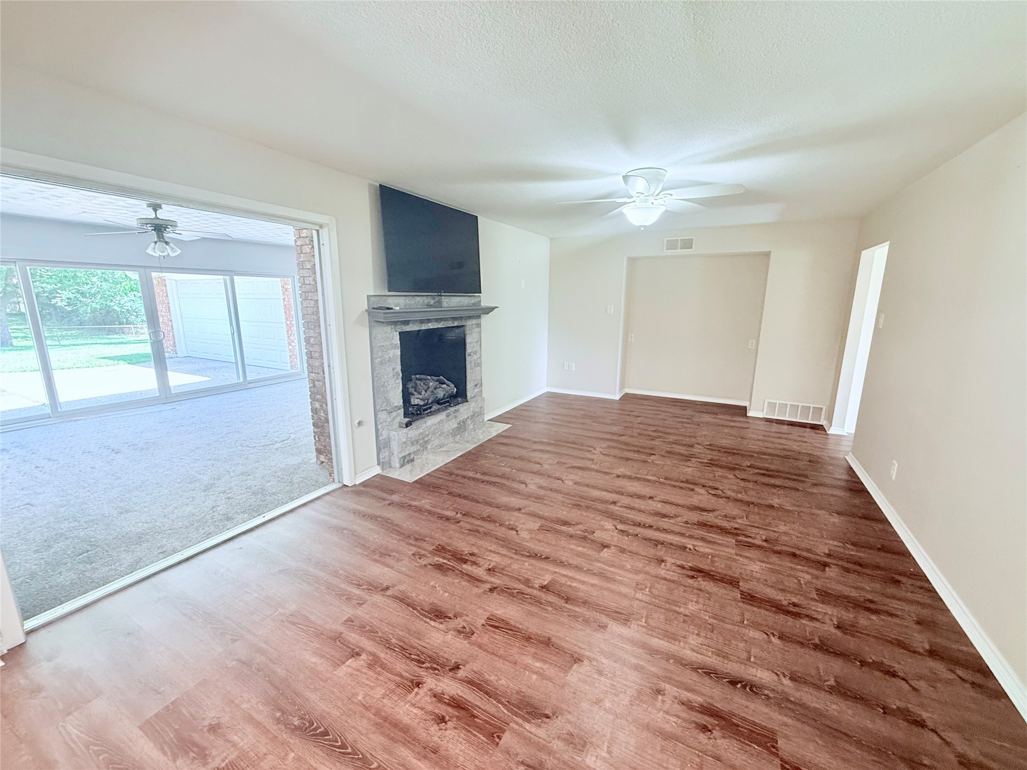 120 S Lynn Avenue Denison TX 75020