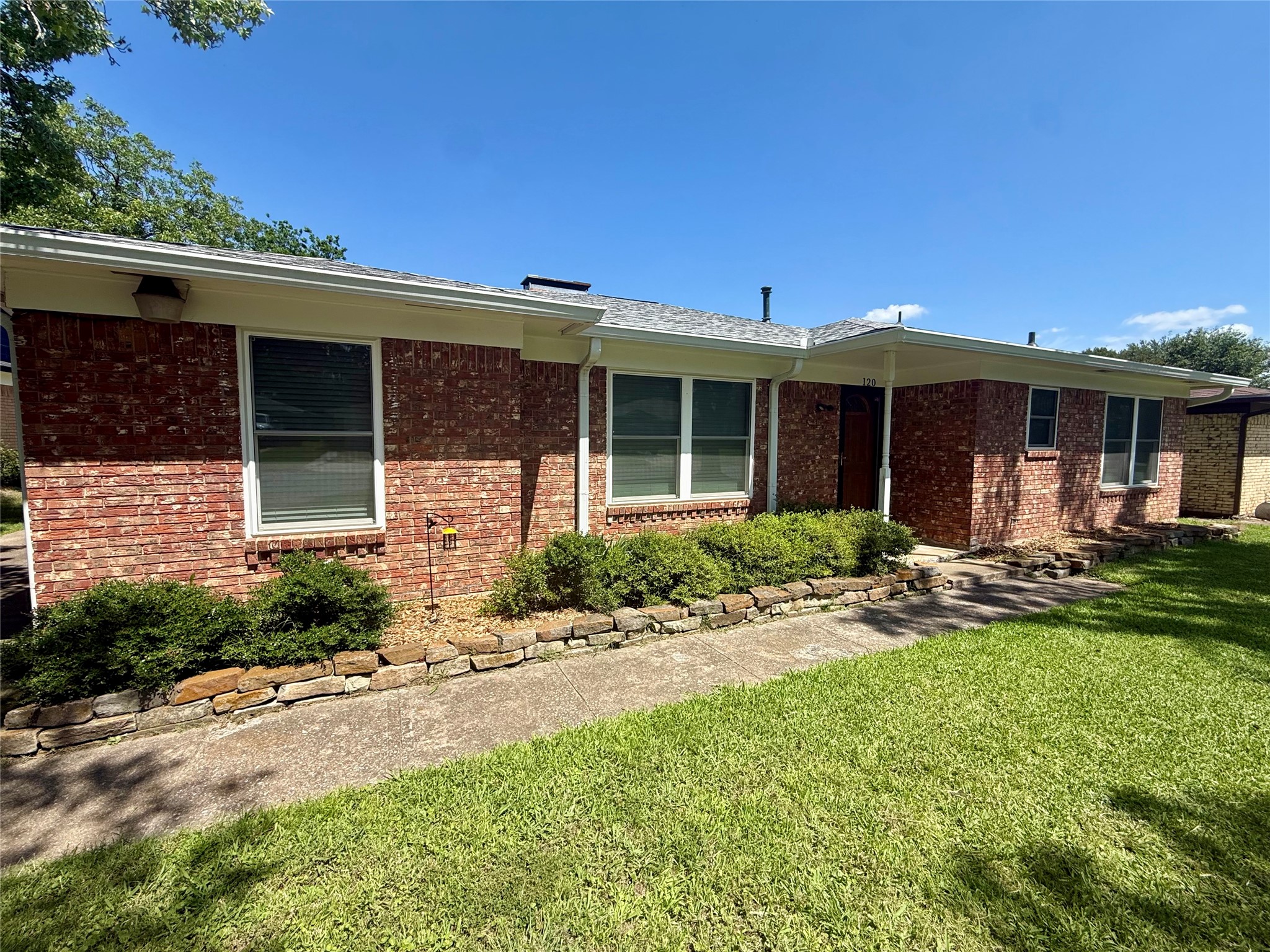 120 S Lynn Avenue Denison TX 75020