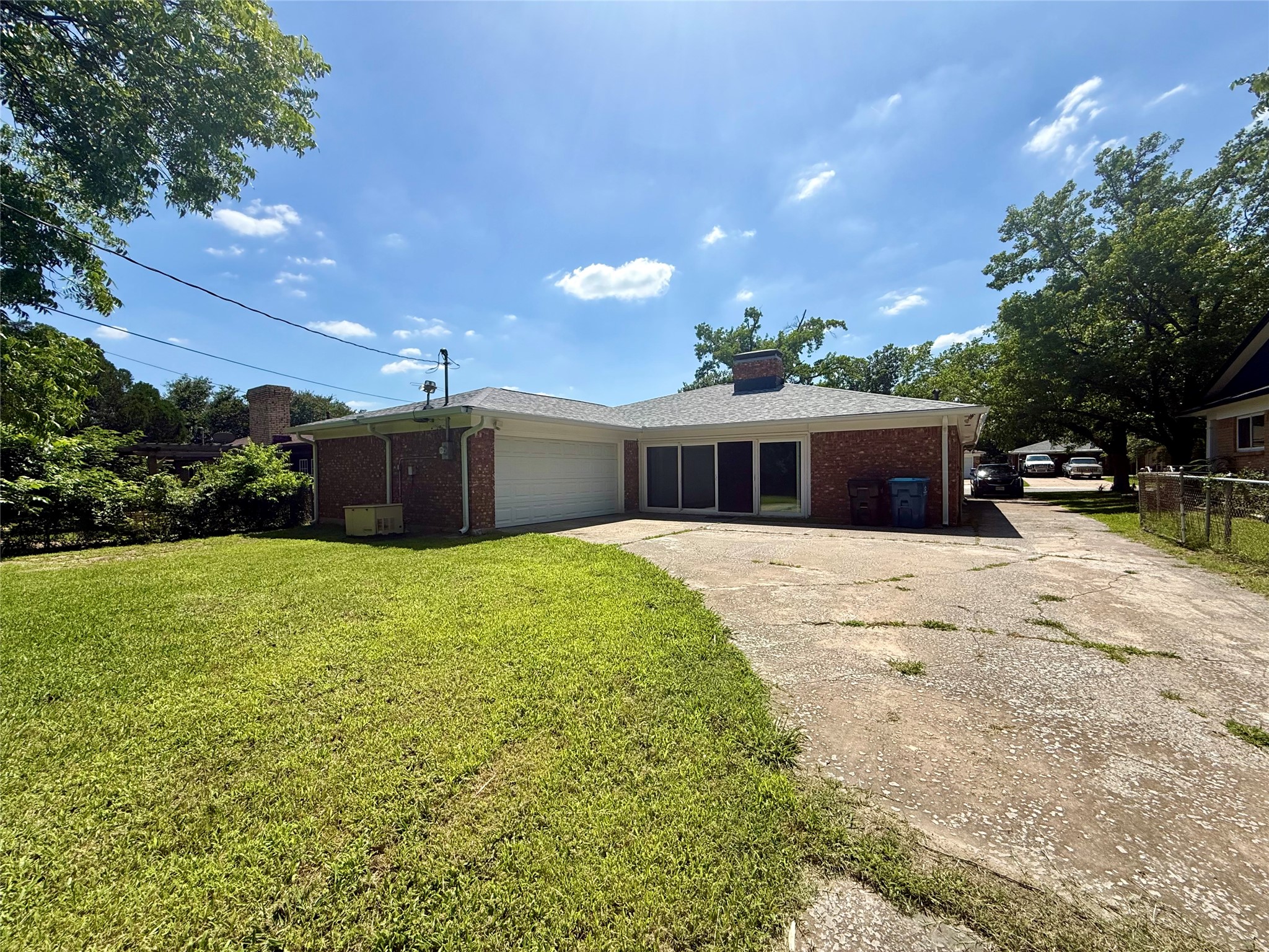 120 S Lynn Avenue Denison TX 75020