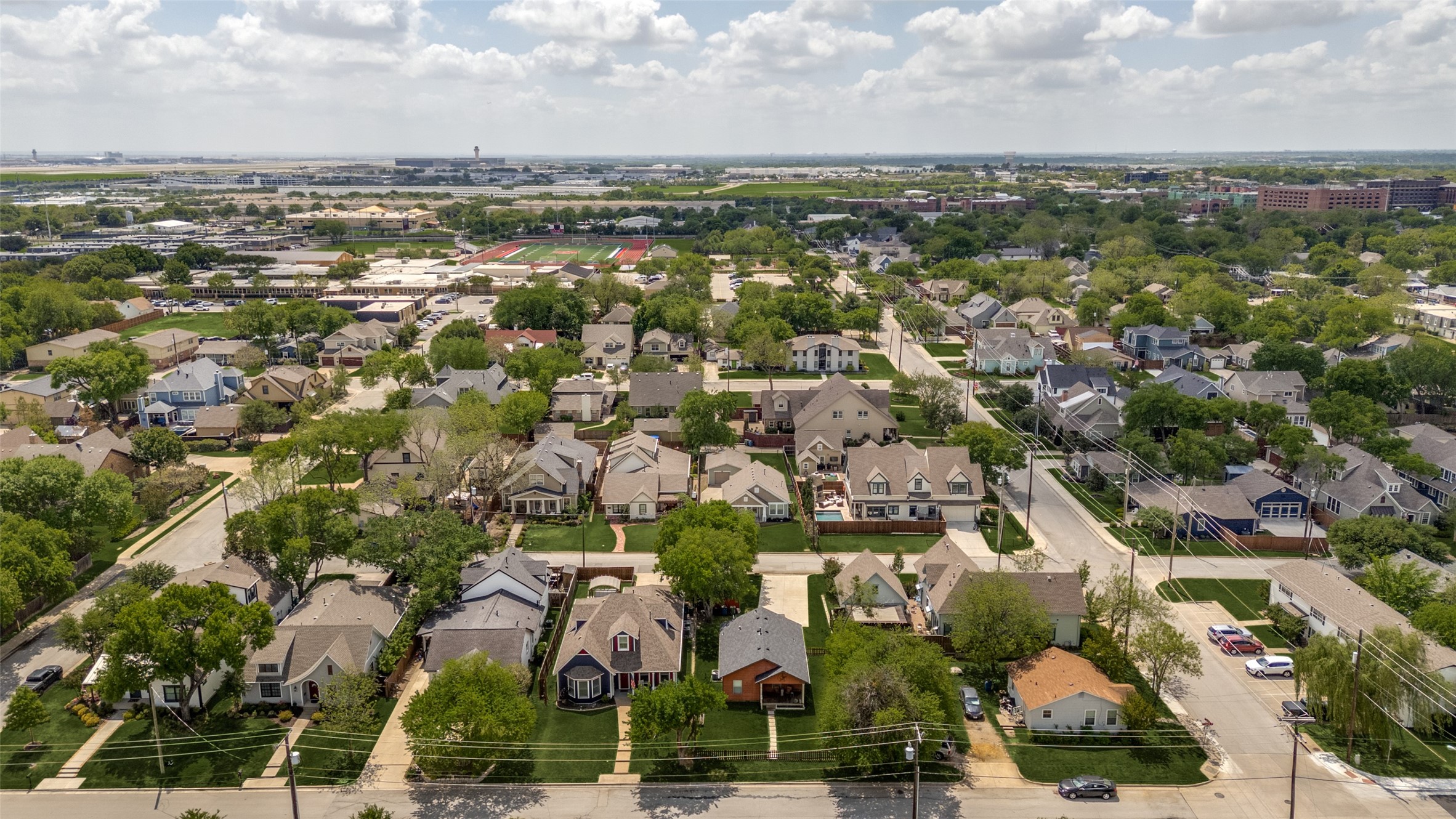 612 E Wall Street Grapevine TX 76051