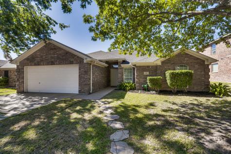102 Canyon Court Waxahachie TX 75167