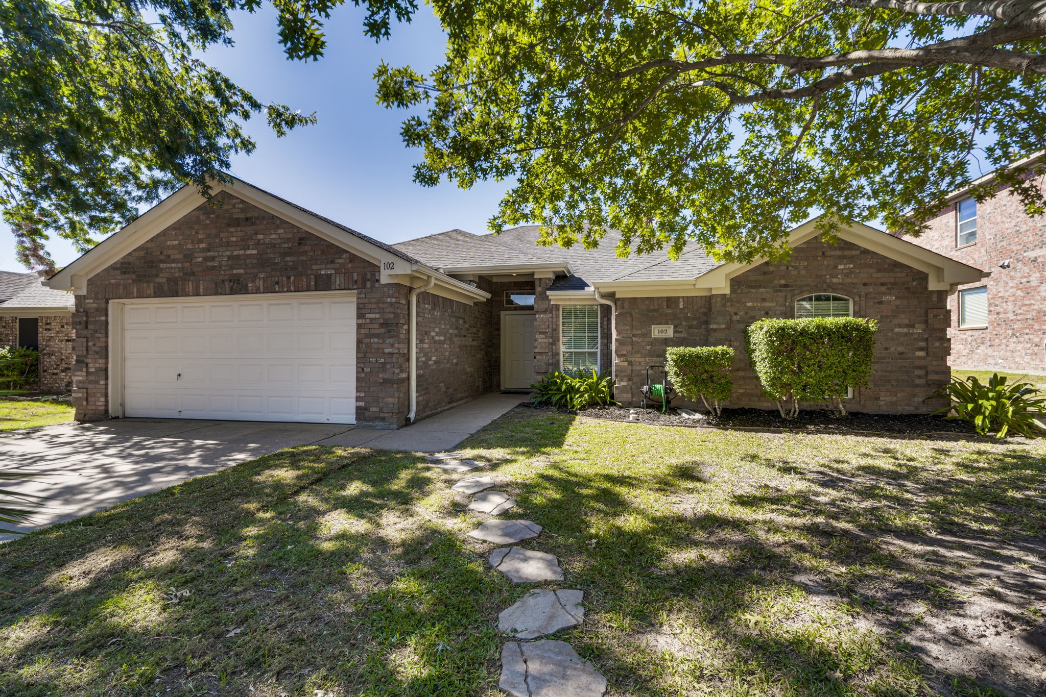 102 Canyon Court Waxahachie TX 75167